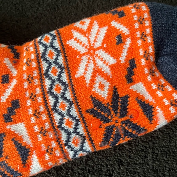 Unisex Auburn University Footy Slippers by FOCO. Fits Women 6-10 & Men 5-9 - Picture 4 of 7